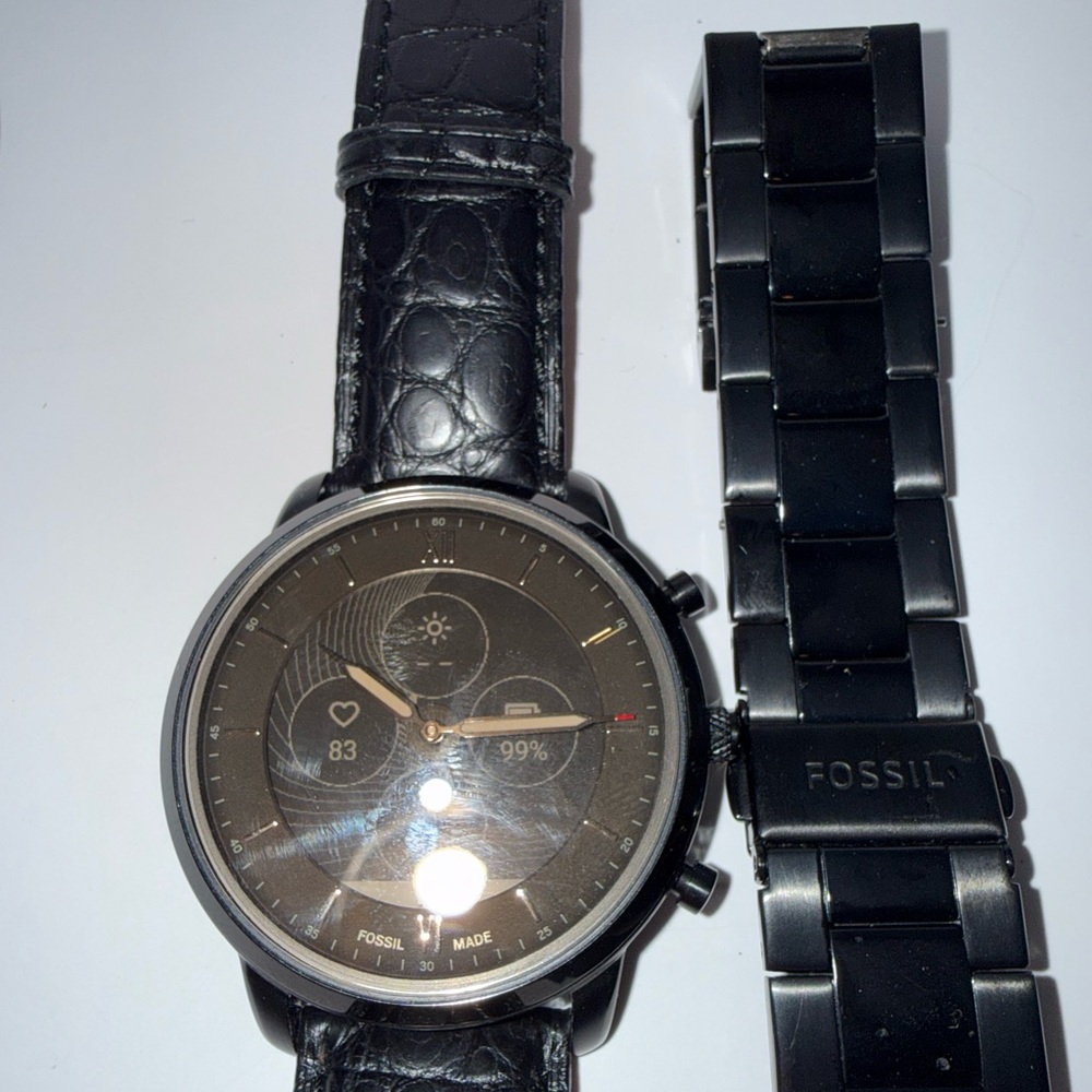 Fossil Men's Black Leather and Black Metal Hybrid Watch